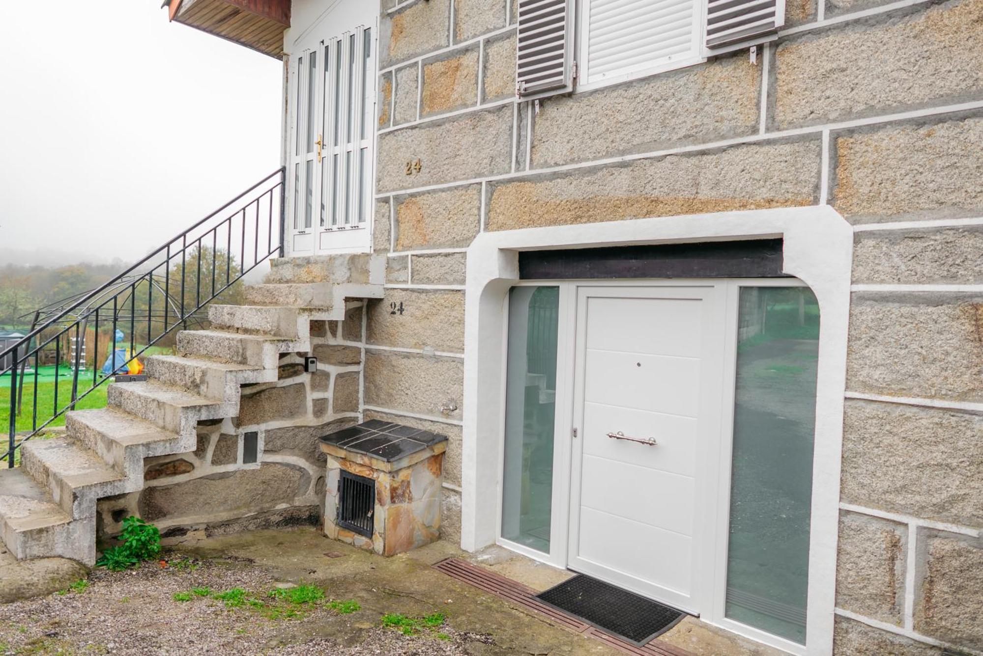 Casa Luna Rural Con Piscina Y Jardin Ourense Ngoại thất bức ảnh